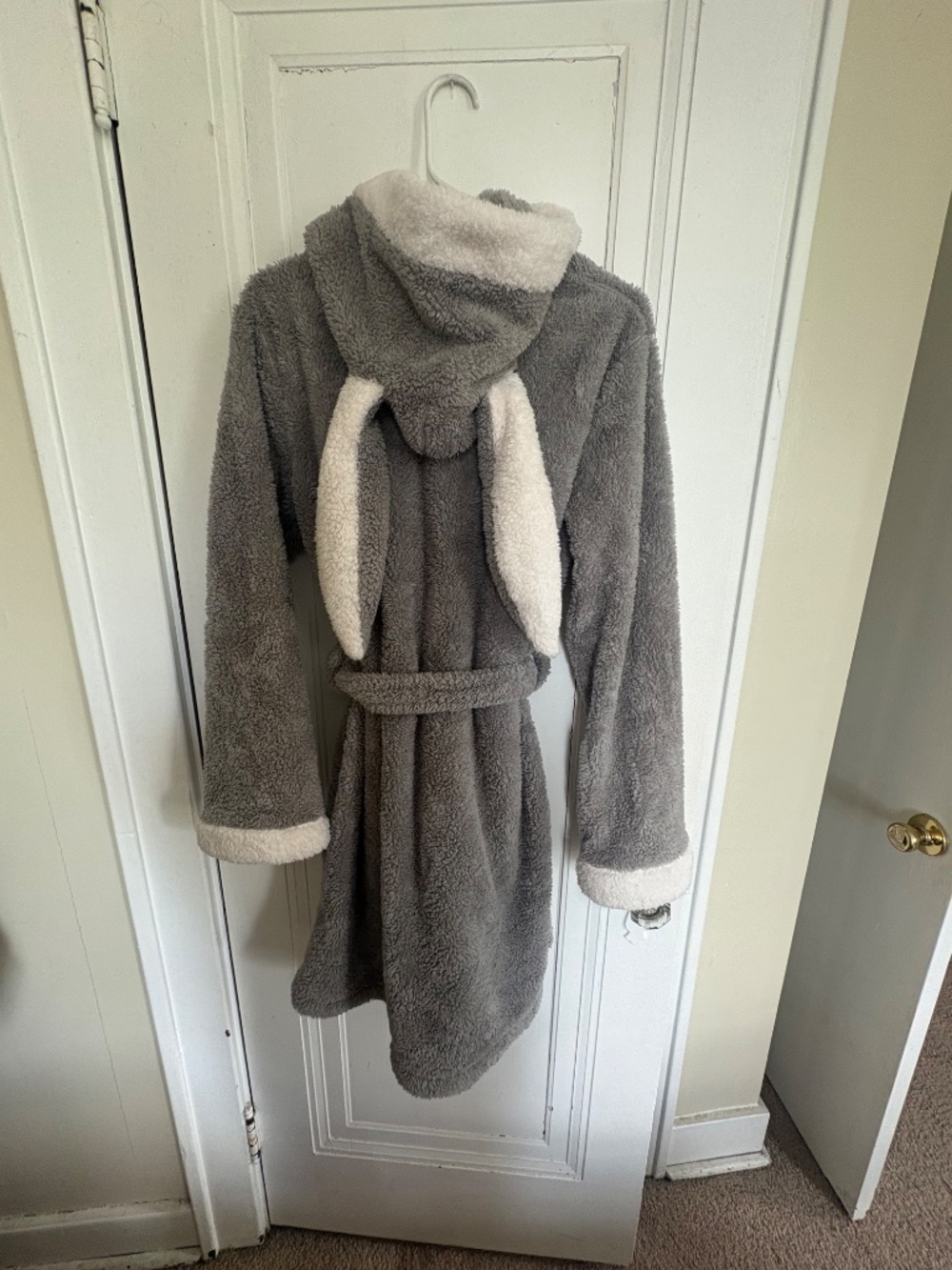 Cute Rabbit ear soft robe - Picture 3 of 5